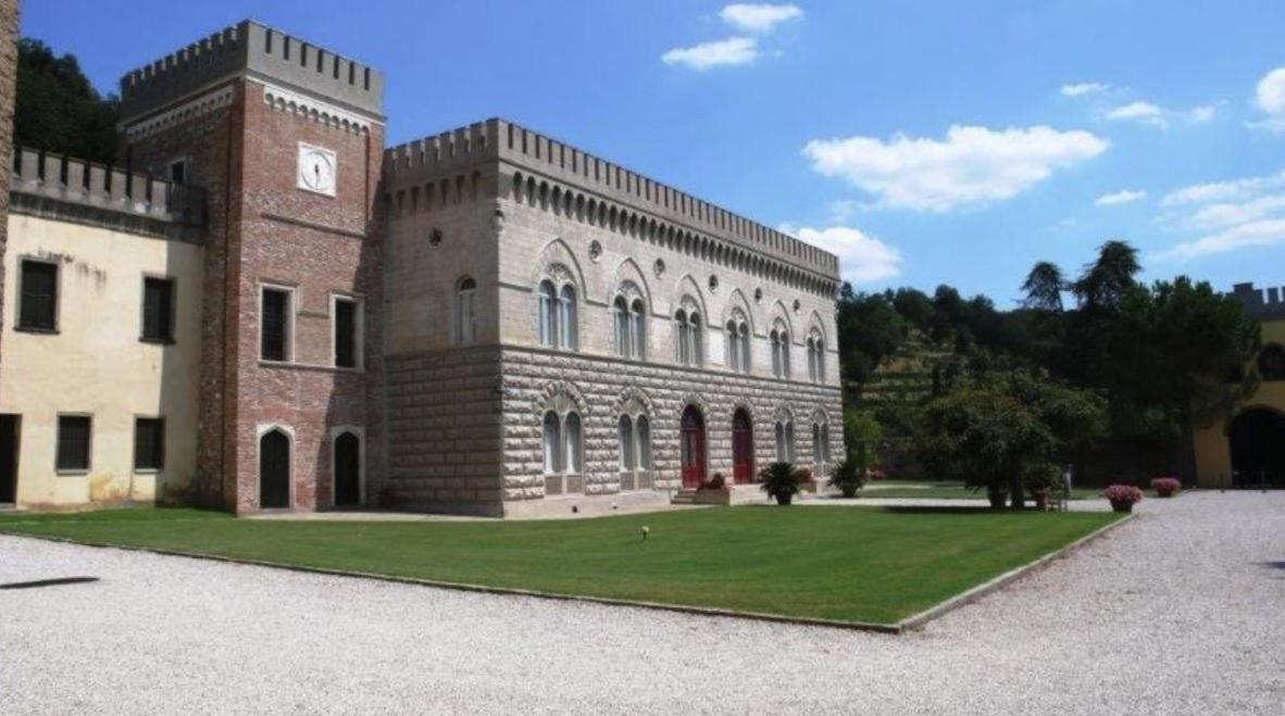 モンセーリチェ Castello Di Lispidaゲストハウス エクステリア 写真