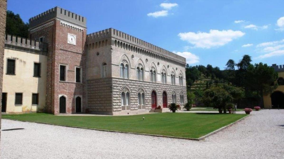 モンセーリチェ Castello Di Lispidaゲストハウス エクステリア 写真